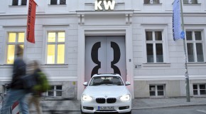 DriveNow ist Carsharing-Partner der Biennale